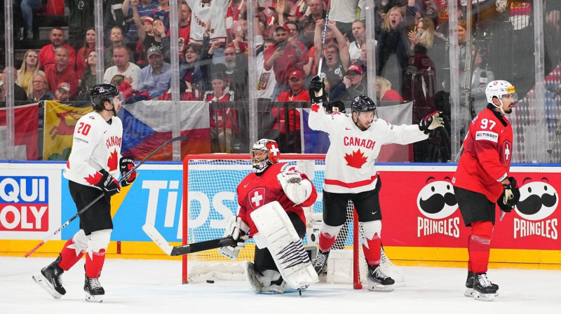 Mirklis pēc Kanādas valstsvienības vārtu guvuma spēlē pret Šveici. Foto: IIHF