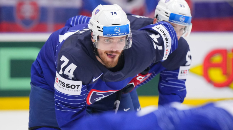 Francijas izlases aizsargs Tomāss Tirī. Foto: IIHF