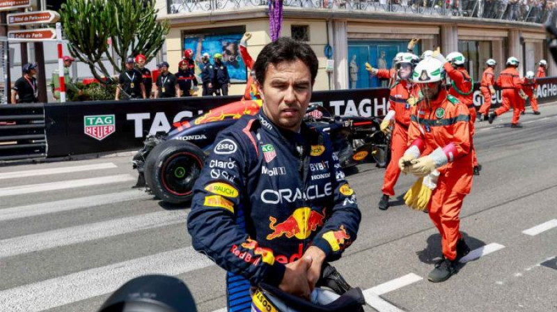 Serhio Peress pēc avārijas. Foto: f1.com