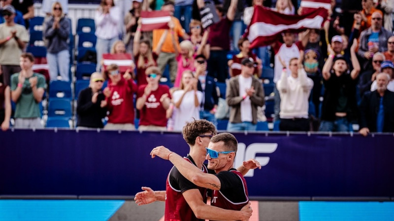 Kristians Fokerots un Mārtiņš Pļaviņš. Foto: Renārs Koris, @Jurmala.Beachvolley