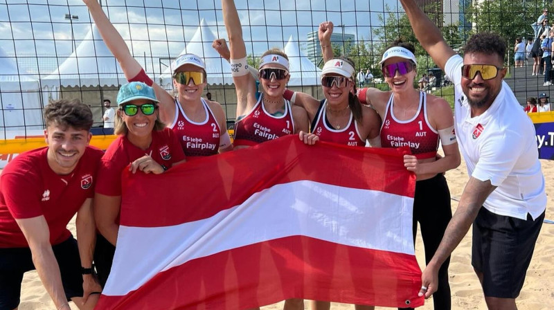 Katarīna Šicenhefere, Dorina Klingere, Ronja Klingere, Lena Plesjučniga. Foto: Sara Montagnolli / Volleyball Austria
