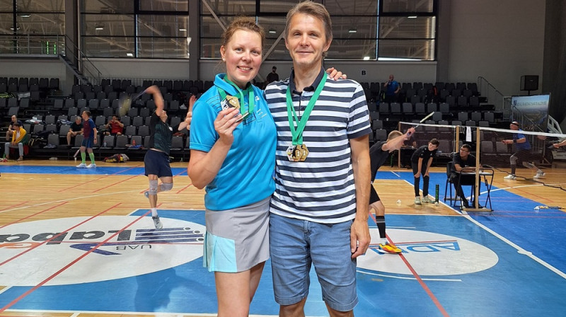 Uģis Briedis un Kristīne Šonmane. Foto: Latvijas Badmintona federācija.