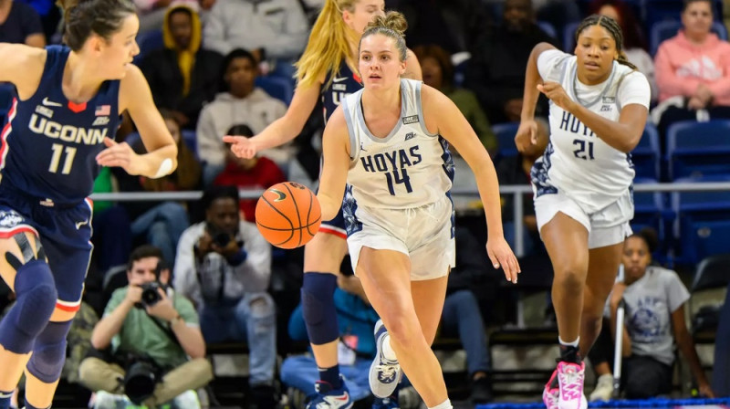 Kristina Mūra 2023. gadā "Big East" līgas spēlē pret "UConn". Foto: Georgetown