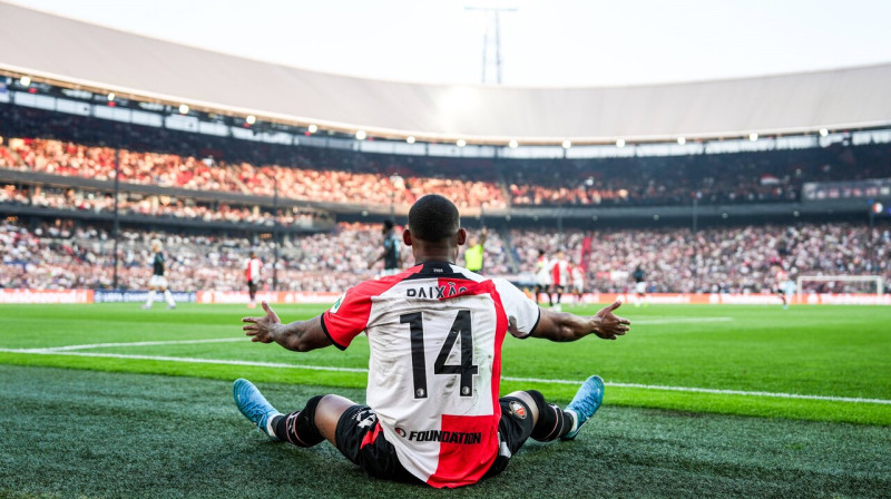 Roterdamas "Feyenoord" futbolists Igors Paišao pēc komandai neieskaitītajiem vārtiem. 
Foto: Tom Bode/Box to Box Pictures/Imago Images/Scanpix