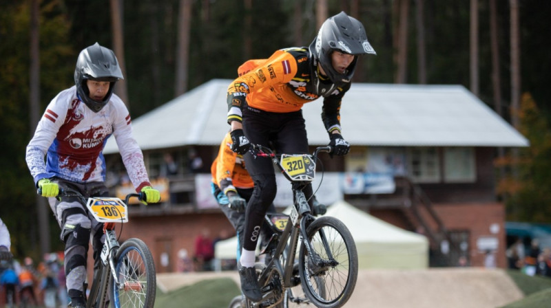 Sacensības Smiltenē sola ļoti aizraujošas cīņas
Foto: Sanda Balode