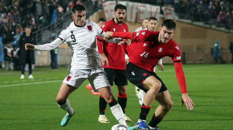 Mirklis no Gruzijas un Albānijas valstsvienību spēles Tbilisi. Foto: Irakli Gedenidze/Reuters/Scanpix