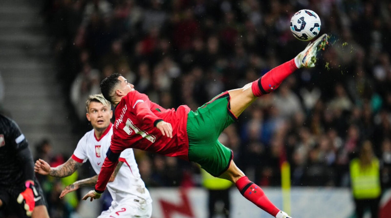 Krištianu Ronaldu 135. vārtu guvuma valstsvienībā mirklis. Foto: AFP/Scanpix