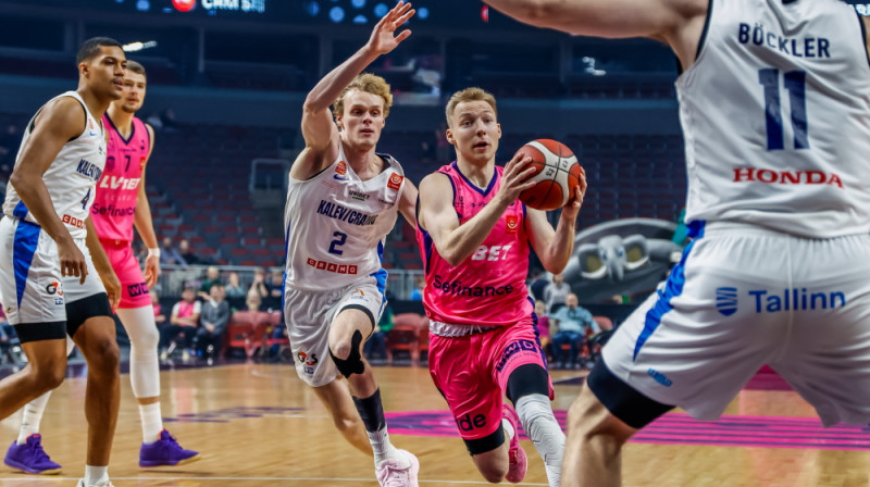 Toms Skuja. Foto: Andris Grīnbergs