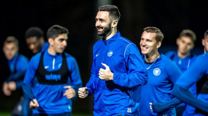 RFS futbolisti Hamburgas "Volksparkstadion" laukumā. Foto: Sanita Ieva Sparāne/FC RFS
