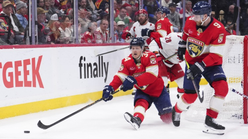 Ādams Bokvists un Sems Benets. Foto: USA TODAY Sports via Reuters Connect/Scanpix