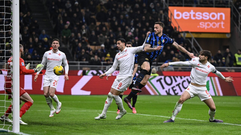 Mirklis pirms Marko Arnautoviča vārtu guvuma. Foto: Imago Images/Scanpix