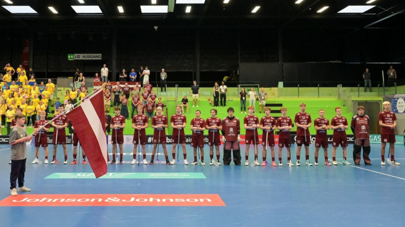 Latvijas junioru izlase Cīrihē. Foto: Markuss Aišimans/IFF