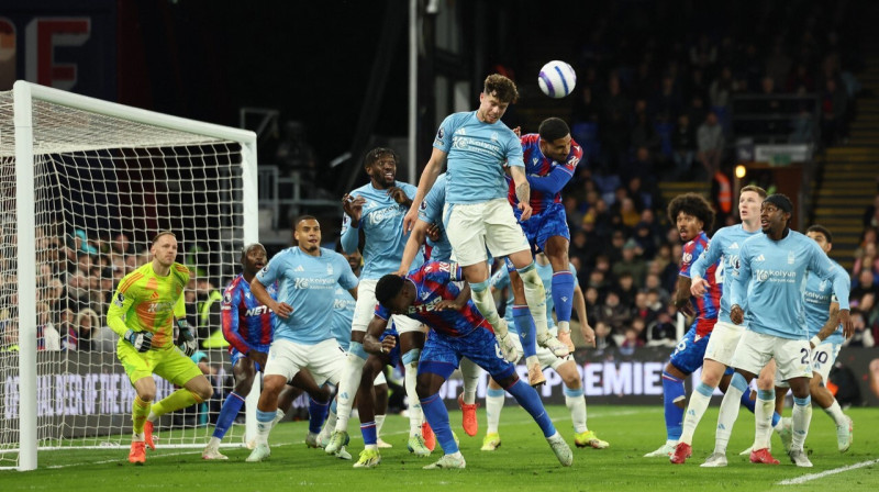 Mirklis no Londonas "Crystal Palace" un Notingemas "Forest" cīņas. Foto: Isabel Infantes/Reuters/Scanpix