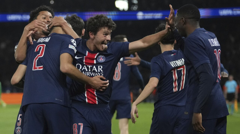 Parīzes "Saint-Germain" futbolisti. Foto: Thibault Camus/AP/Scanpix