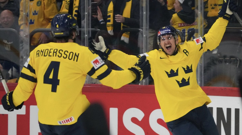 Mikaels Beklunds un Rasmuss Andersons. Foto: IIHF