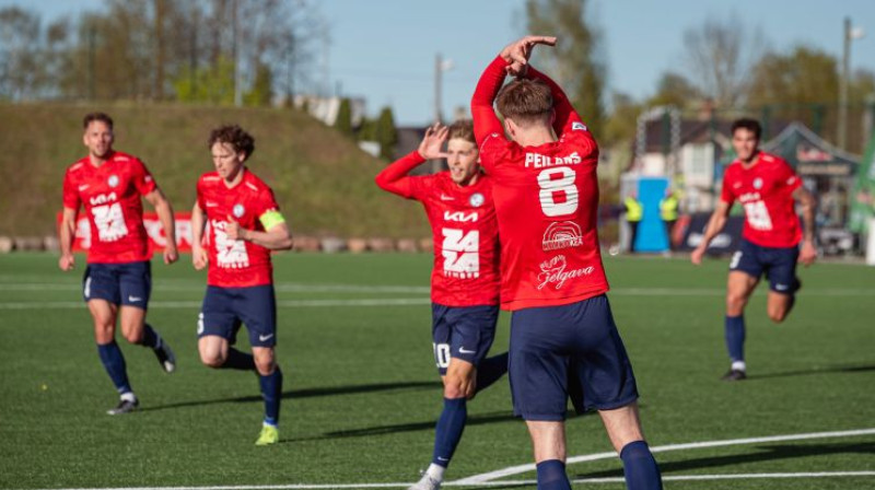 Davids Holoubeks un Mārcis Peilāns svin vārtu guvumu. Foto: Ruslans Antropovs