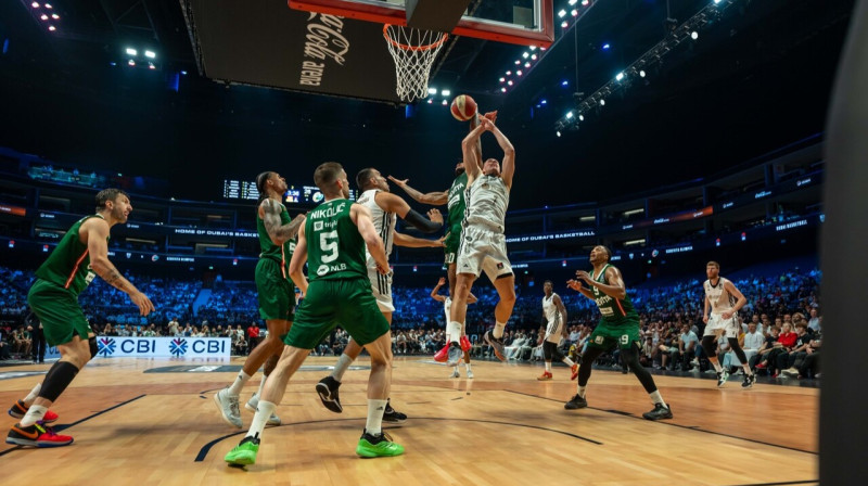 Mirklis no Dubaijas un Ļubļanas "Olimpijas" cīņas. Foto: Dubai Basketball