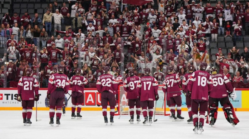 Latvijas hokeja izlase Foto: IIHF