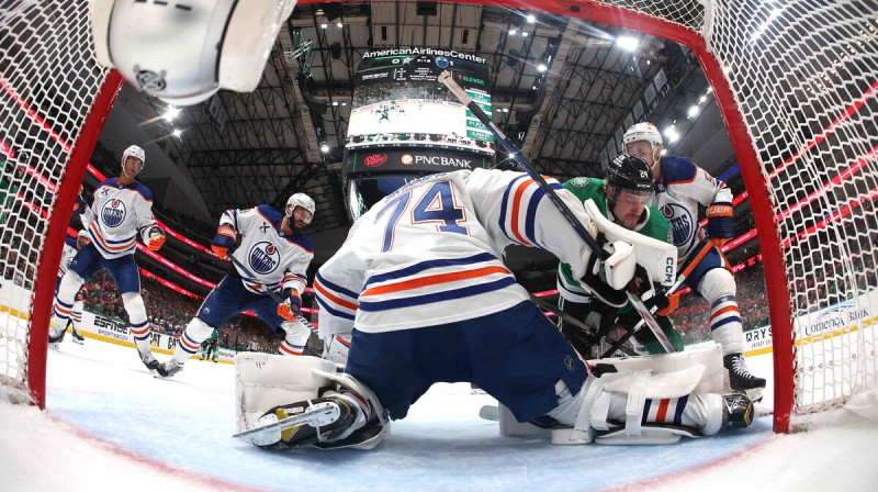 Mirklis cīņā pie Stjuarta Skinera sargātā cietokšņa. Foto: Sam Hodde/AFP/Scanpix
