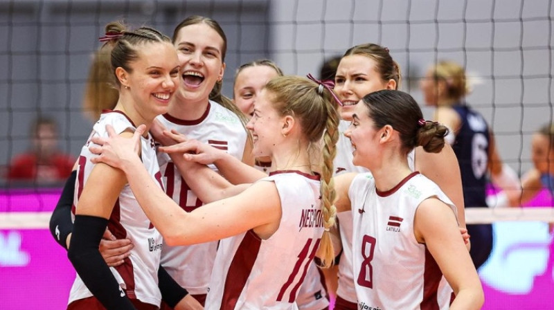 Latvijas izlases volejbolistes. Foto: CEV