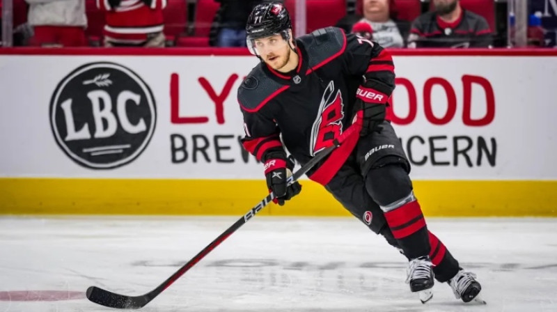Jespers Fāsts. Foto: Josh Lavallee/NHLI via Getty Images/Scanpix