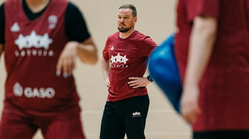 Matīss Rožlapa 2025. gada 22. maijā. Foto: Mikus Kļaviņš