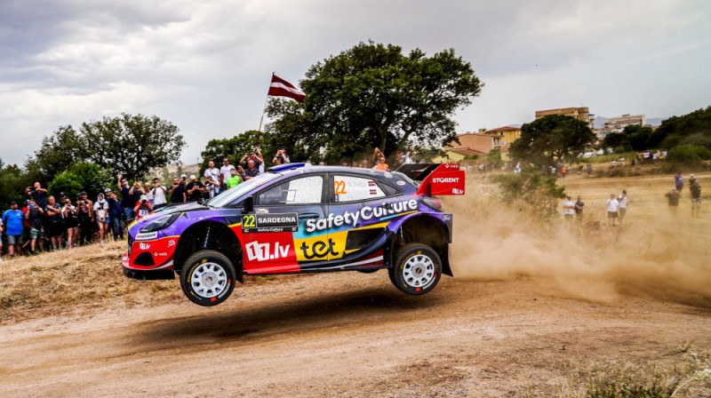 Mārtiņa Seska ekipāža. Foto: Red Bull Content Pools