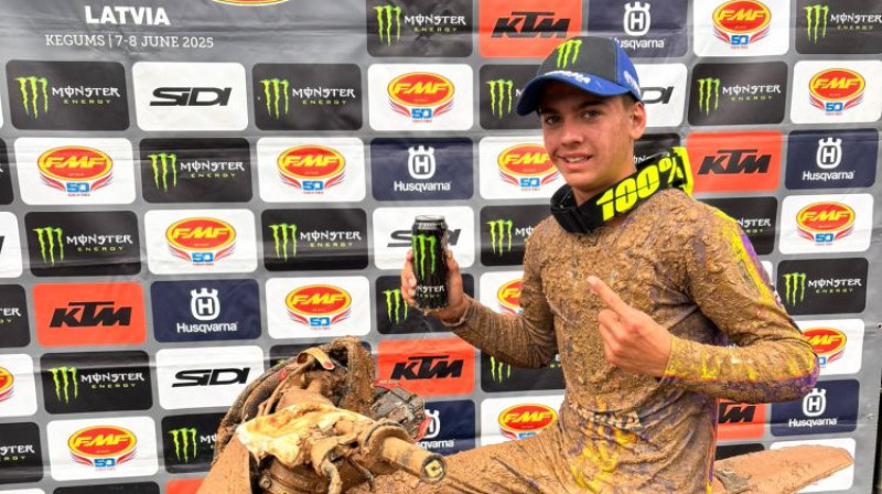 Posma uzvarētājs Mano Fors. Foto: MXGP