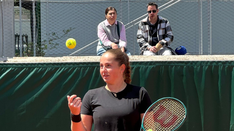 Aļona Ostapenko. Foto: Elisa Alcoba / Elisse Tennis