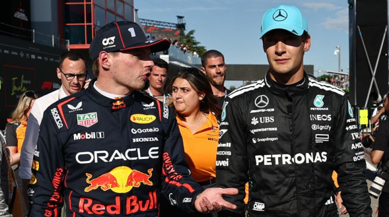 Makss Verstapens un Džordžs Rasels. Foto: Motorsport.com