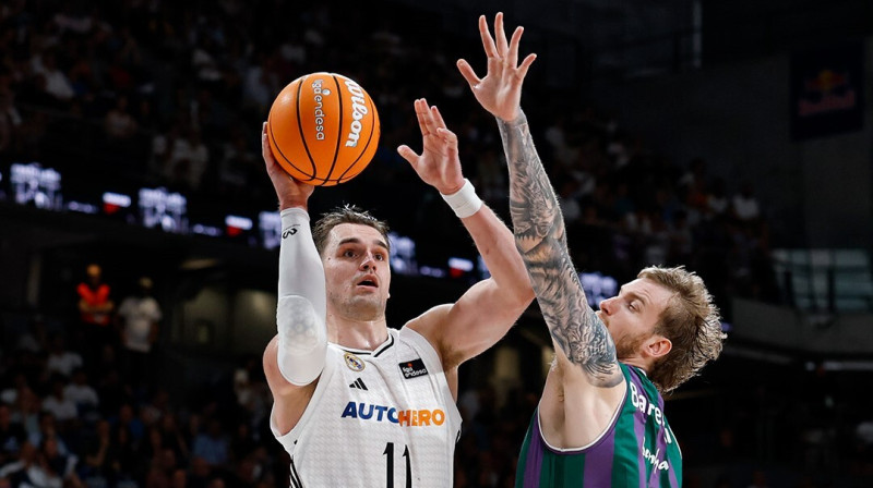 Mario Hezoņa uzbrukumā. Foto: Real Madrid Baloncesto
