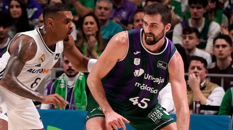 Deivids Kravišs pret Ksavjēru Reitenu-Majesu Foto: Unicaja/Facebook