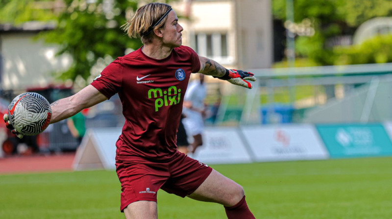 "Ogre United" vārtsargs Endijs Pērkons. Foto: Jānis Līgats