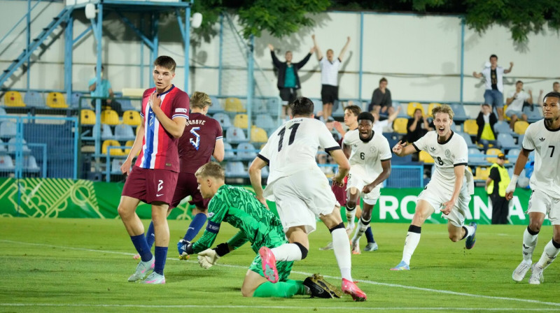 Mirklis pēc Vācijas U19 valstsvienības uzvaras vārtu guvuma cīņā pret norvēģiem. Foto: Alexandra Fechete/Imago Images/Scanpix