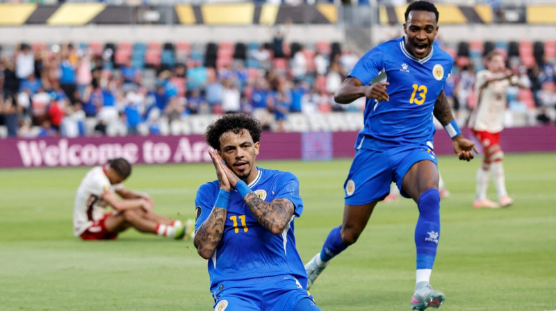 Kirasao izlases futbolists Džeremijs Antoniss pēc 1:1 panākšanas spēlē pret Kanādas valstsvienību. Foto: Tim Warner/AFP/Scanpix