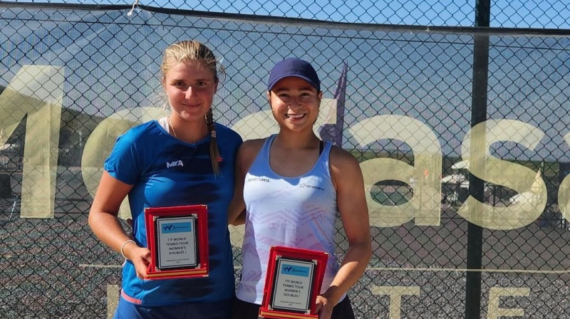 Adelina Lačinova un Marija Eraso. Foto: Megasaray Tennis Academy / @adelina_lachinova