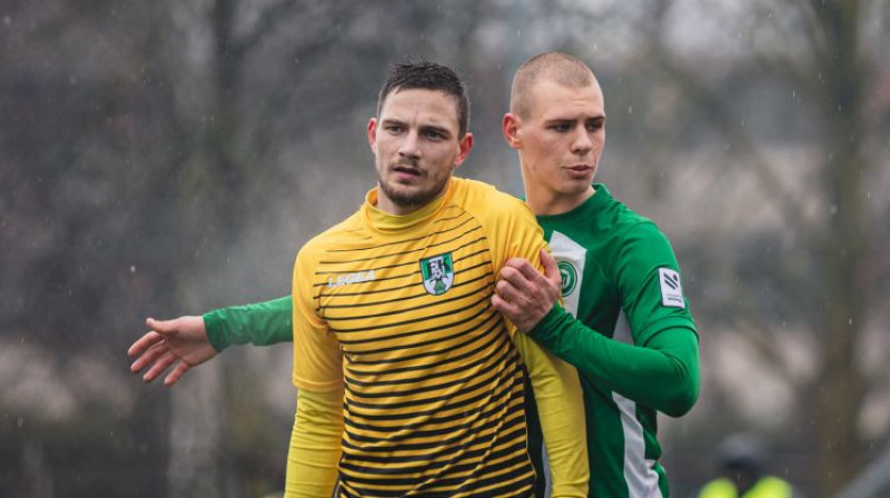 Ingars Pūlis un Alans Kangars. Foto: FK Metta