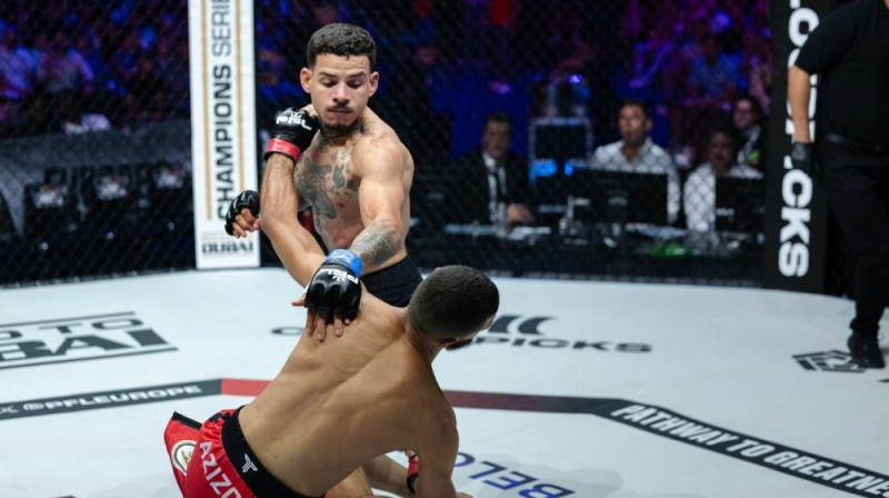 Gustavo Oliveira nokauta brīdī Foto: PFL