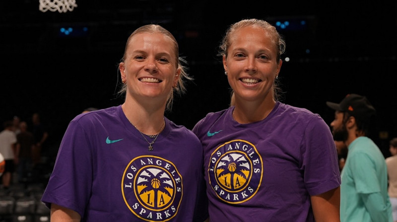 Žulī Vanlū un Žulī Alemāna 2025. gada 3. jūlijā Ņujorkā. Foto: Los Angeles Sparks