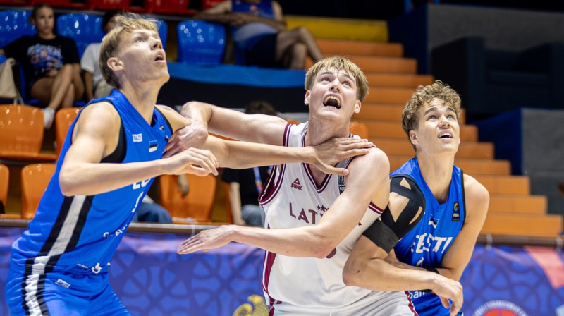 Jānis Jīnemanis cīņā pret igauņiem. Foto: Jānis Martels