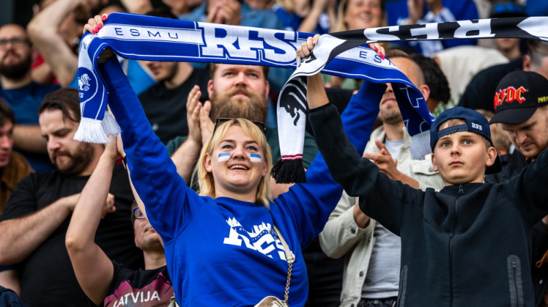 RFS līdzjutēji izpirkuši biļetes spēlei pret "Malmo". Foto: Sanita Ieva Sparāne