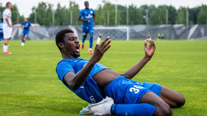"Daugavpils" vārtu autors Bubū Diallo. Foto: Sanita Sparāne