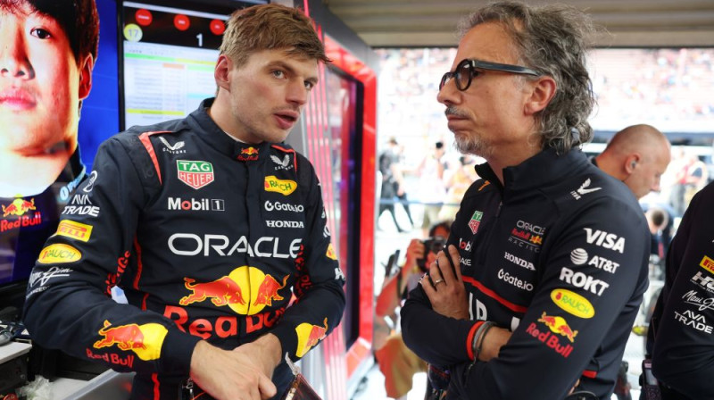 Makss Verstapens un Lorāns Mekīss. Foto: Motorsport.com