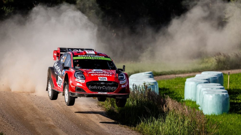 Mārtiņš Sesks/Renārs Francis. Foto: Red Bull Content Pool