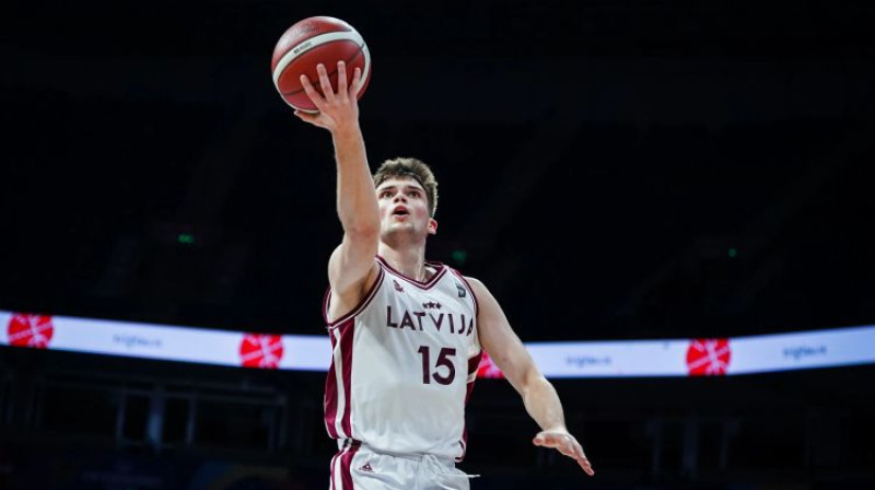 Adrians Andževs. Foto: FIBA