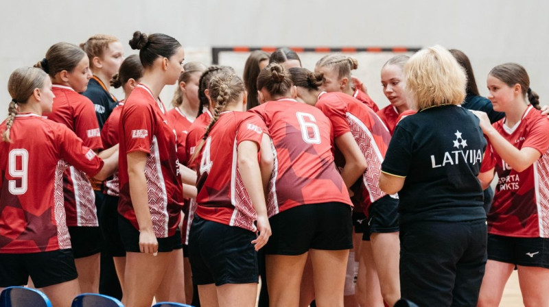 Latvijas U17 izlase. Foto: LHF