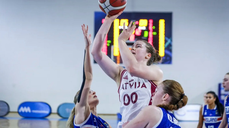 Evelīna Otto 2025. gada 4. augustā. Foto: FIBA