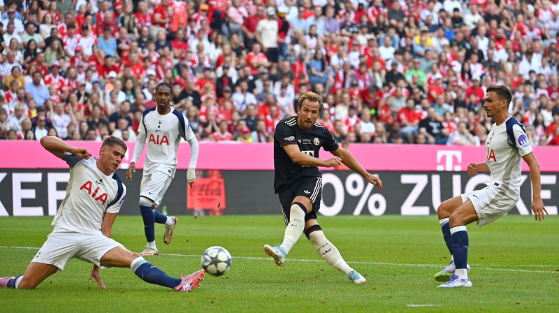Harijs Keins mirkli pirms vārtu guvuma pret Totenhemas "Hotspur". Foto: Frank Hörmann/Picture Alliance/Scanpix