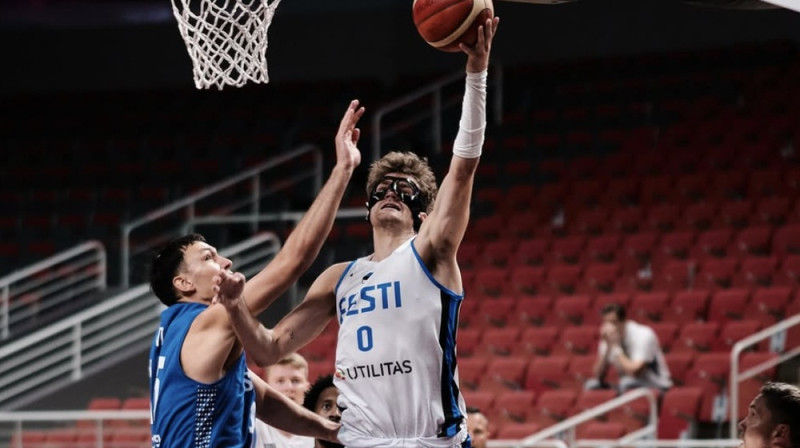 Henri Drels ar bumbu. Foto: basket.ee