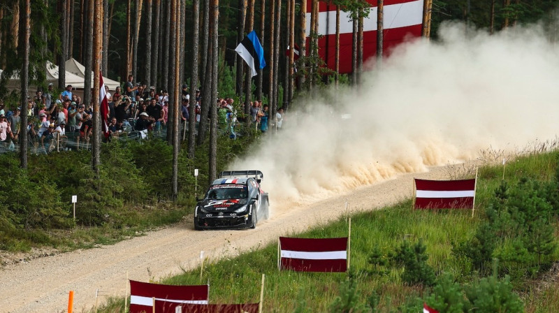Sebastjēns Ožjē WRC posmā Latvijā 2024. gadā. Foto: Toyota Gazoo Racing WRT